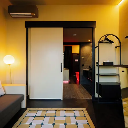 Mr. Monkey Hotel 4*